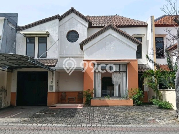 Rumah Elit LB 300m2 Siap Huni Desain Elegan di Citraland, Surabaya Rumah Elit LB 300m2 Siap Huni Desain Elegan di Citraland, Surabaya