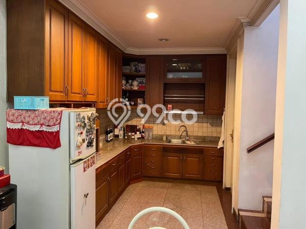 Dijual Rumah Premium dengan Fasilitas Sekitar Lengkap di Wiyung, Surabaya Dijual Rumah Premium dengan Fasilitas Sekitar Lengkap di Wiyung, Surabaya