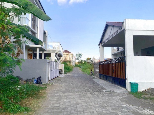 Dijual Tanah Kawasan Ngaglik, Luas 221m², Area Strategis, Kontur Datar Dijual Tanah Kawasan Ngaglik, Luas 221m², Area Strategis, Kontur Datar