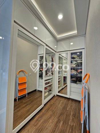 Dijual Rumah Luas Megah Dengan View Eksklusif di Gading Serpong, Tangerang Dijual Rumah Luas Megah Dengan View Eksklusif di Gading Serpong, Tangerang