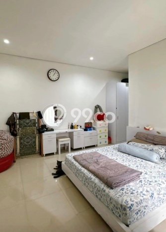 Hunian Mewah Siap Huni LT 260m2 di BSD, Tangerang Selatan Hunian Mewah Siap Huni LT 260m2 di BSD, Tangerang Selatan