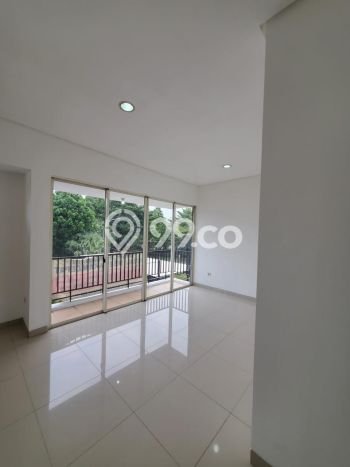 Hunian Eksklusif Dijual LT 250m2 di BSD, Tangerang Selatan Hunian Eksklusif Dijual LT 250m2 di BSD, Tangerang Selatan