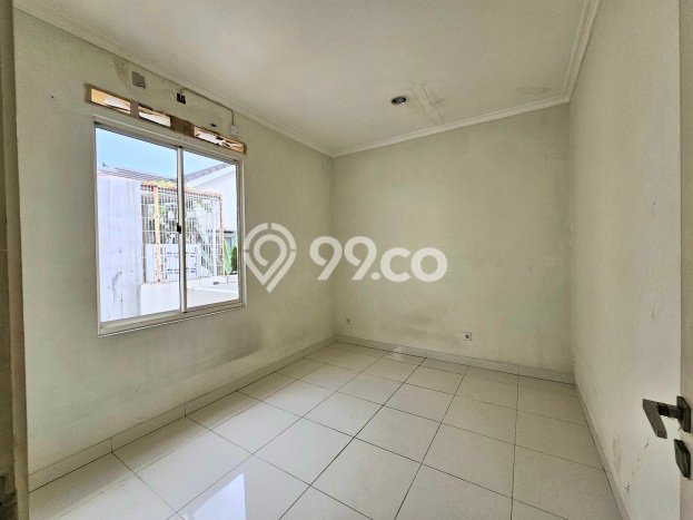 Rumah Luxury Modern Tanpa Renovasi di Gading Serpong Tangerang Rumah Luxury Modern Tanpa Renovasi di Gading Serpong Tangerang