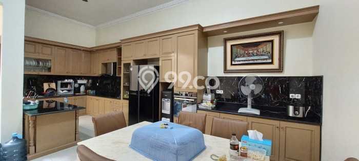Rumah Luxury Modern Tanpa Renovasi di Gading Serpong Tangerang Rumah Luxury Modern Tanpa Renovasi di Gading Serpong Tangerang