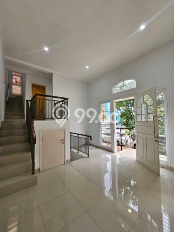 Dijual Hunian Rumah Nyaman 4 KT di Gading Serpong, Tangerang Dijual Hunian Rumah Nyaman 4 KT di Gading Serpong, Tangerang