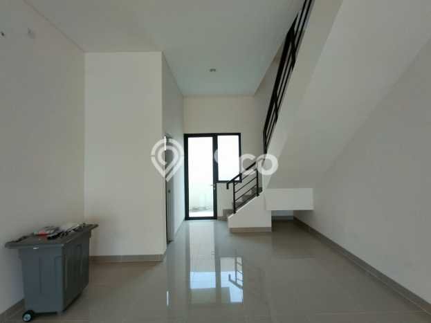 Ruko Bagus Dijual LB 178m2 Lokasi Strategis Tangerang Area Cocok untuk Berbisnis Ruko Bagus Dijual LB 178m2 Lokasi Strategis Tangerang Area Cocok untuk Berbisnis