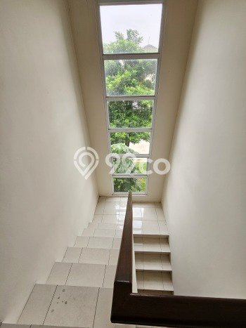 Rumah Luxury Modern Tanpa Renovasi di Gading Serpong Tangerang Rumah Luxury Modern Tanpa Renovasi di Gading Serpong Tangerang