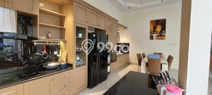 Rumah Luxury Modern Tanpa Renovasi di Gading Serpong Tangerang Rumah Luxury Modern Tanpa Renovasi di Gading Serpong Tangerang