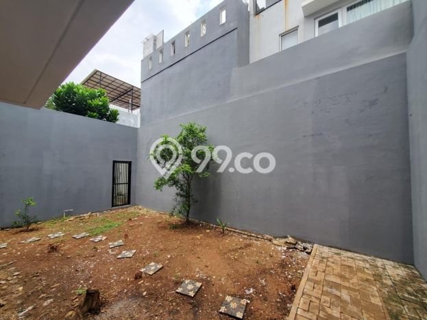 Hunian Eksklusif Dijual LT 250m2 di BSD, Tangerang Selatan Hunian Eksklusif Dijual LT 250m2 di BSD, Tangerang Selatan