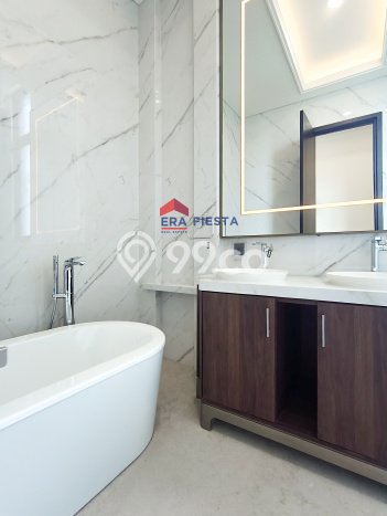 Hunian Elit LB 181m2 Siap Huni Desain Elegan di Gading Serpong, Tangerang Hunian Elit LB 181m2 Siap Huni Desain Elegan di Gading Serpong, Tangerang