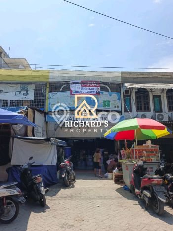 Ruko Dijual di Jakarta Utara LT 125m2 & LB 200m2 Lokasi Terbaik! Ruko Dijual di Jakarta Utara LT 125m2 & LB 200m2 Lokasi Terbaik!