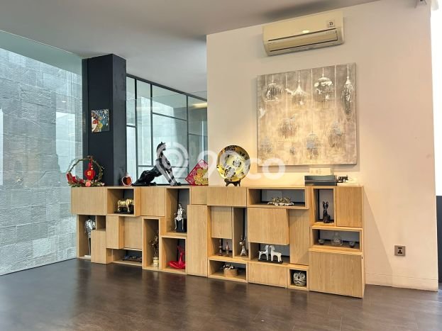For Sale! Premium House LT 220m2 Desain Elegan di Pluit For Sale! Premium House LT 220m2 Desain Elegan di Pluit