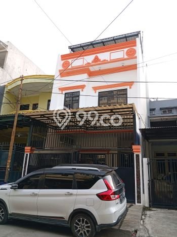 Rumah Mewah LB 216m2 Siap Huni Desain Elegan di Muara Karang, Jakarta Utara Rumah Mewah LB 216m2 Siap Huni Desain Elegan di Muara Karang, Jakarta Utara