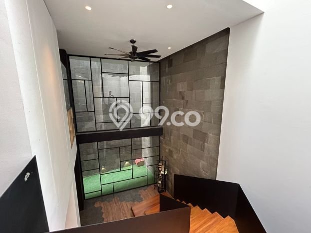 For Sale! Premium House LT 220m2 Desain Elegan di Pluit For Sale! Premium House LT 220m2 Desain Elegan di Pluit
