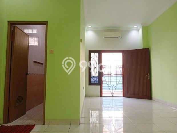 Hunian Mewah LB 250m2 Siap Pakai Desain Elegan di Muara Karang, Jakarta Utara Hunian Mewah LB 250m2 Siap Pakai Desain Elegan di Muara Karang, Jakarta Utara