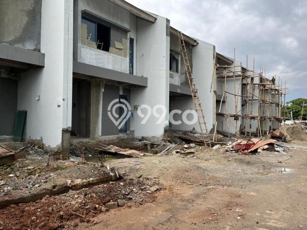 Dijual Hunian Rumah Terawat 3 Kamar di Semanan, Jakarta Barat Dijual Hunian Rumah Terawat 3 Kamar di Semanan, Jakarta Barat