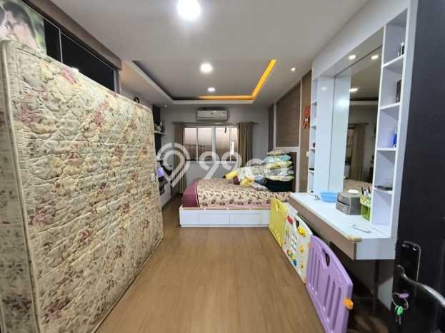 Jarang Ada! Rumah Kontrakan 4 Kamar Nyaman Siap Huni Muara Karang Jarang Ada! Rumah Kontrakan 4 Kamar Nyaman Siap Huni Muara Karang