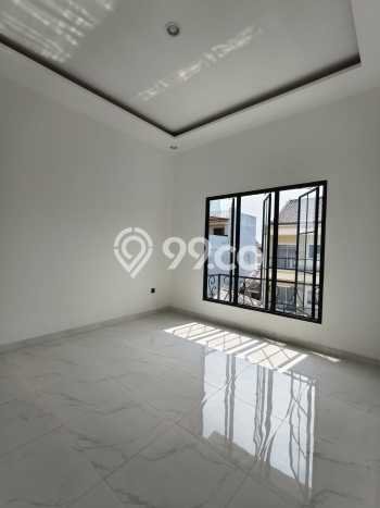 Rumah Elit Modern Tanpa Renovasi di Muara Karang Jakarta Utara Rumah Elit Modern Tanpa Renovasi di Muara Karang Jakarta Utara