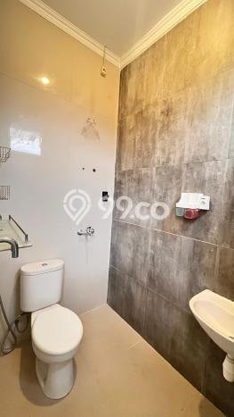 Rumah Siap Huni 3 KT 2 KM di Rungkut, Surabaya Rumah Siap Huni 3 KT 2 KM di Rungkut, Surabaya