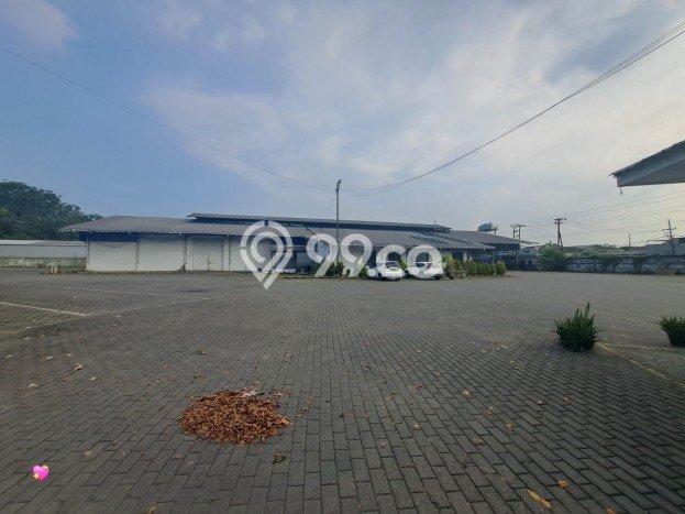Disewakan Gudang di Kawasan Ramai Sidoarjo Luas 2000m2 Disewakan Gudang di Kawasan Ramai Sidoarjo Luas 2000m2