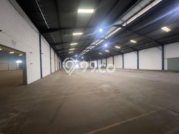 Unit Pabrik disewakan di Waru Sidoarjo dengan LT 50000m2 / LB 8850m2 Unit Pabrik disewakan di Waru Sidoarjo dengan LT 50000m2 / LB 8850m2