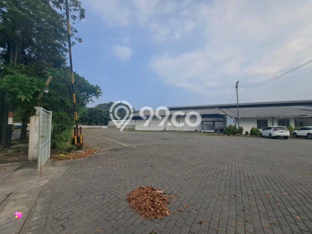 Disewakan Gudang di Kawasan Ramai Sidoarjo Luas 2000m2 Disewakan Gudang di Kawasan Ramai Sidoarjo Luas 2000m2