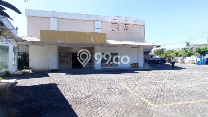 Kantor Dijual di Prime Area Surabaya Luas 1438m2 Kantor Dijual di Prime Area Surabaya Luas 1438m2