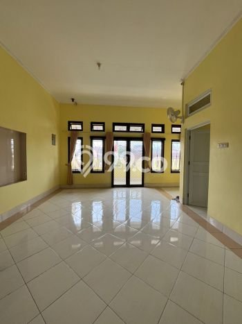 AREA BISNIS! Komersial Kawasan Warudoyong, Luas 262m2m², Jalan Utama, Ramai AREA BISNIS! Komersial Kawasan Warudoyong, Luas 262m2m², Jalan Utama, Ramai