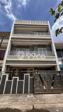 Hunian Elit LB 266m2 Siap Huni Desain Elegan di Bandengan, Jakarta Utara Hunian Elit LB 266m2 Siap Huni Desain Elegan di Bandengan, Jakarta Utara