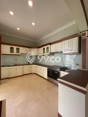 Rumah Modern Disewakan di Menteng Jakarta Pusat Area Sangat Strategis Rumah Modern Disewakan di Menteng Jakarta Pusat Area Sangat Strategis