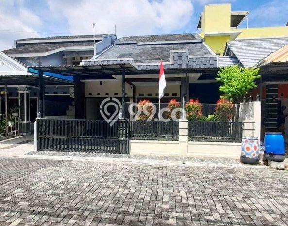 Rumah Modern Minimalis 5 Kamar Bisa Langsung Pindah di Brebes Rumah Modern Minimalis 5 Kamar Bisa Langsung Pindah di Brebes