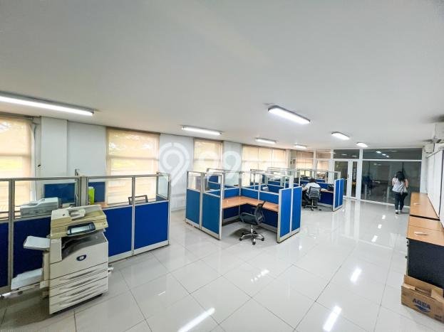 Disewakan Gudang komersial di Cikarang luas bangunan 1540m2 Disewakan Gudang komersial di Cikarang luas bangunan 1540m2