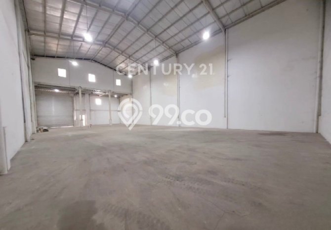 Gudang di , Luas 611m2m², For Rent, Pusat Bisnis, Siap Operasional Gudang di , Luas 611m2m², For Rent, Pusat Bisnis, Siap Operasional