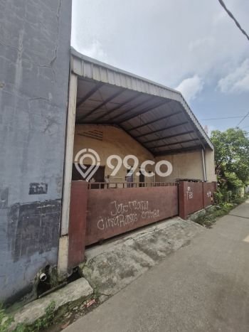 LOKASI TERBAIK! Ruko di Cikarang, Luas 300m2m², Akses Utama LOKASI TERBAIK! Ruko di Cikarang, Luas 300m2m², Akses Utama