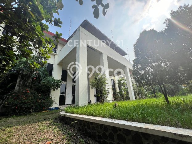 Untuk Dijual! Kantor di Cikarang Bekasi LT 9253m2 / LB 4608m2 Kawasan Strategis Untuk Dijual! Kantor di Cikarang Bekasi LT 9253m2 / LB 4608m2 Kawasan Strategis