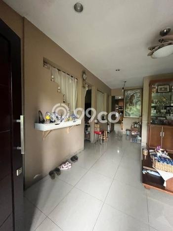 Rumah Modern Cantik 3 Kamar Bisa Langsung Pindah di Lippo Cikarang Rumah Modern Cantik 3 Kamar Bisa Langsung Pindah di Lippo Cikarang
