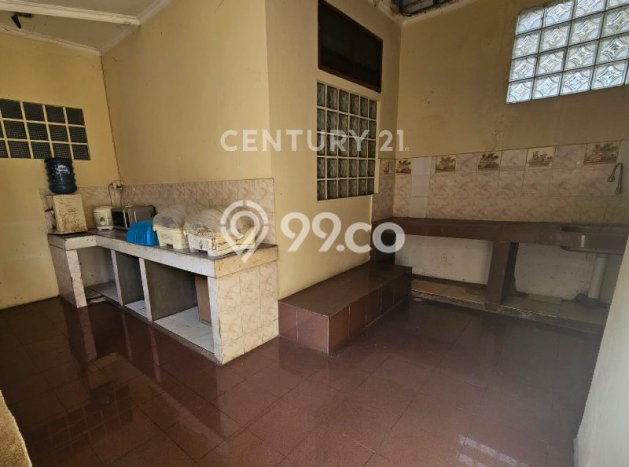 Rumah Elit LB 360m2 Siap Pakai Desain Elegan di Cinere, Jakarta Selatan Rumah Elit LB 360m2 Siap Pakai Desain Elegan di Cinere, Jakarta Selatan
