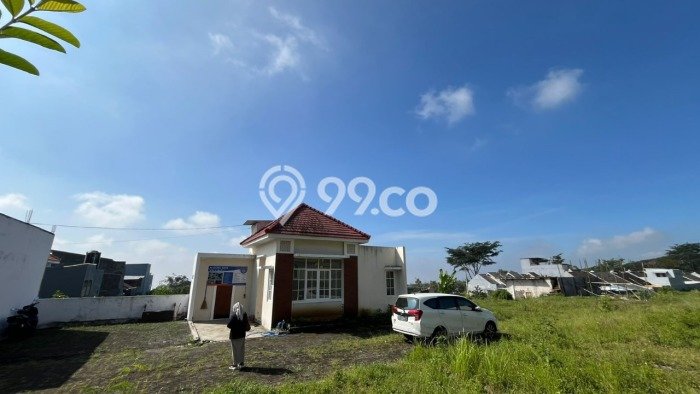Aset Strategis! Vila Kawasan Junrejo, Area 60m2m², Hasil Tinggi untuk bisnis Aset Strategis! Vila Kawasan Junrejo, Area 60m2m², Hasil Tinggi untuk bisnis