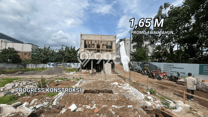 Dijual Kost Strategis di Lowokwaru, Malang 10 KT, 10 KM, Luas Bangunan 128m2 Dijual Kost Strategis di Lowokwaru, Malang 10 KT, 10 KM, Luas Bangunan 128m2