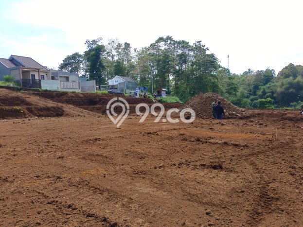 Lahan Strategis di Cimahi Utara Dijual dengan Luas 105m2 Lahan Strategis di Cimahi Utara Dijual dengan Luas 105m2