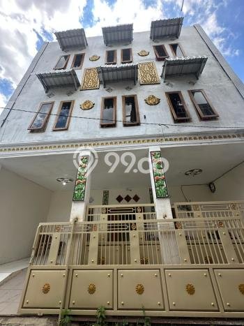 Dijual Segera Kost 22 Kamar, 22 Kamar Mandi di Dau, Malang, Luas 338m2 Dijual Segera Kost 22 Kamar, 22 Kamar Mandi di Dau, Malang, Luas 338m2