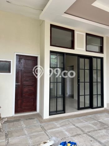 Kost Dijual Lokasi Pakis, Malang, 8 KT, 2 KM, 206m2 Kost Dijual Lokasi Pakis, Malang, 8 KT, 2 KM, 206m2