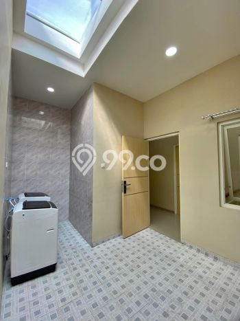 Kos-kosan Dijual di Blimbing, Malang, 16 KT, 17 KM, Bangunan 270m2 Kos-kosan Dijual di Blimbing, Malang, 16 KT, 17 KM, Bangunan 270m2