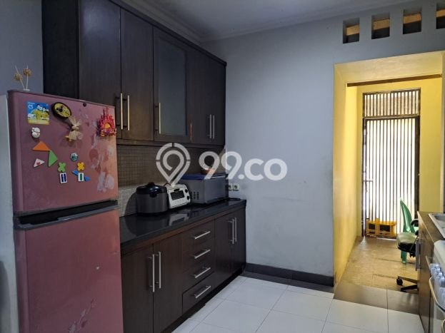 Rumah Kontrakan Jakarta Selatan LT 165m2 LB 250m2 Kawasan Pondok Indah Rumah Kontrakan Jakarta Selatan LT 165m2 LB 250m2 Kawasan Pondok Indah