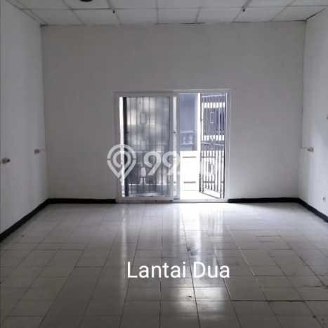 Ruko Dijual di Jakarta Barat LT 61m2 & LB 220m2 Lokasi Terbaik! Ruko Dijual di Jakarta Barat LT 61m2 & LB 220m2 Lokasi Terbaik!