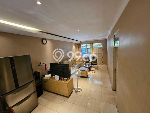 Rumah Elit LB 200m2 Siap Huni Desain Elegan di Metland Puri, Jakarta Barat Rumah Elit LB 200m2 Siap Huni Desain Elegan di Metland Puri, Jakarta Barat