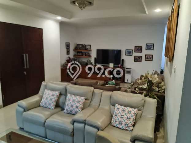 For Sale! Luxury House LT 349m2 Desain Elegan di Kota Wisata For Sale! Luxury House LT 349m2 Desain Elegan di Kota Wisata