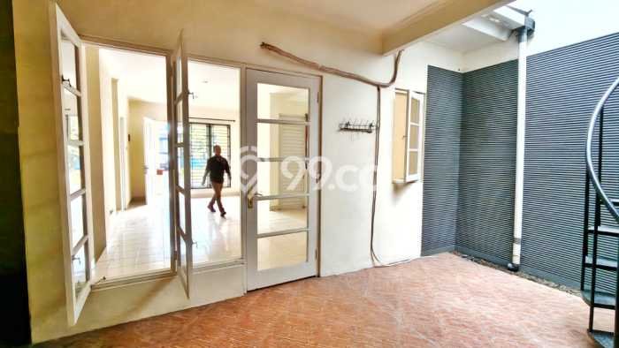 Rumah Luas Asri 3 KT Siap Pakai di Kota Wisata Bogor Rumah Luas Asri 3 KT Siap Pakai di Kota Wisata Bogor