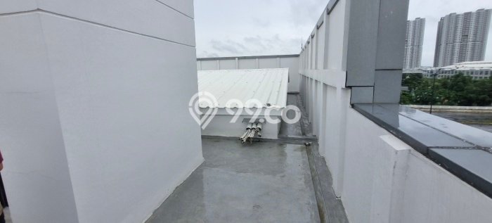 Ruko Disewa di Jakarta Utara dengan LB 200m2 Area Komersial Ramai Ruko Disewa di Jakarta Utara dengan LB 200m2 Area Komersial Ramai
