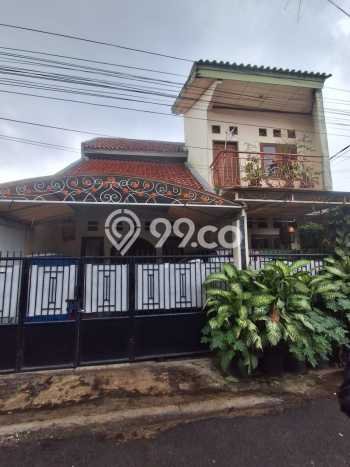 Rumah Modern 4 KT di Pondok Kelapa Jakarta Timur Semi Furnished Rumah Modern 4 KT di Pondok Kelapa Jakarta Timur Semi Furnished